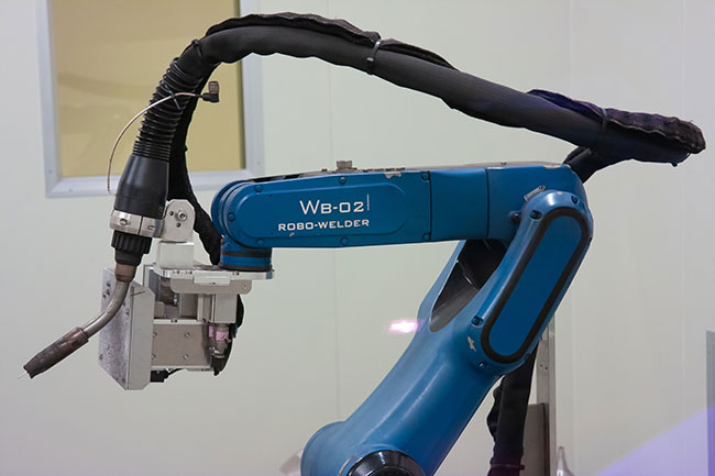 アーク溶接を自動でこなすロボット「Robo-Welder」